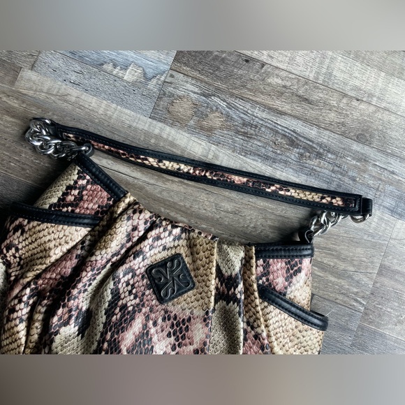 Vera Wang Simply Vera Snake Faux Skin Bag - Picture 3 of 13